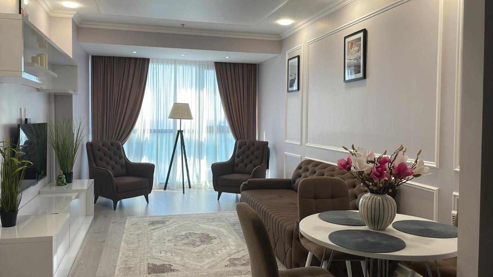 Balmaral Apart Hotel Batumi Exterior photo